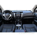 Voiture de ramassage Nissan Navara